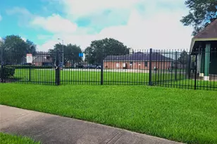 4170 Presidents Dr S, Houston, TX 77047 - Photo 41