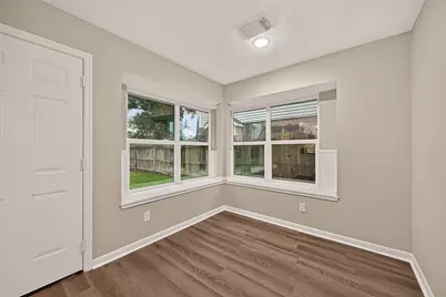 4170 Presidents Drive S, Houston, TX 77047 - Photo 15