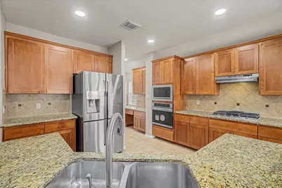 11511 Kingsbarn Court, Tomball, TX 77377 - Photo 19