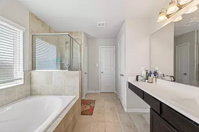 14206 Singing Oaks Trail, Houston, TX 77045 - Photo 13