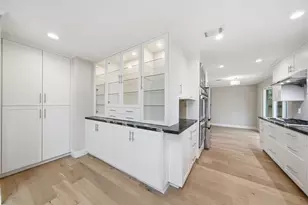 14110 Barryknoll Ln, Houston, TX 77079 - Photo 21