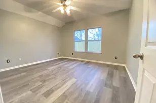 4031 Raspberry Ct, Dickinson, TX 77539 - Photo 13