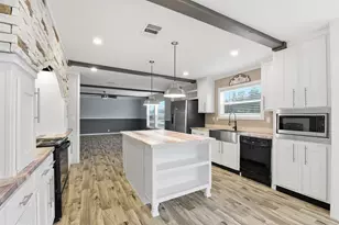 12245 Co Rd 37495, Cleveland, TX 77327 - Photo 17