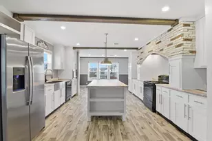 12245 Co Rd 37495, Cleveland, TX 77327 - Photo 13