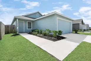 1220 Charlotte Wy, Wharton, TX 77488 - Photo 1
