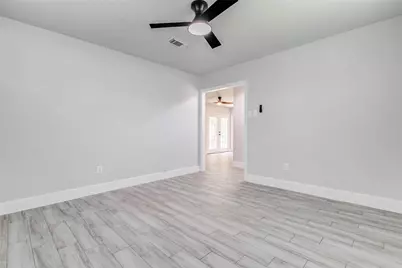14810 Elmtex Drive, Houston, TX 77396 - Photo 9