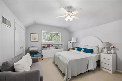 14318 Chadbourne Drive, Houston, TX 77079 - Photo 13