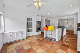 2127 Milford St, Houston, TX 77098 - Photo 9