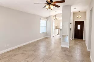 2022 Crosscoach Ln Ln, Katy, TX 77449 - Photo 5