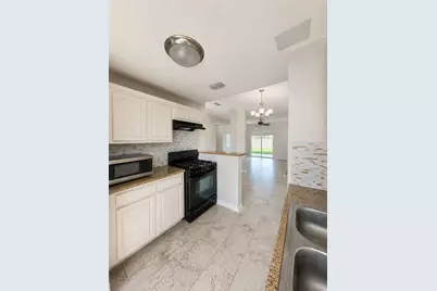 2022 Crosscoach Lane Lane, Katy, TX 77449 - Photo 9
