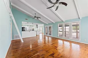 12 S Sandpiper St, La Marque, TX 77568 - Photo 5