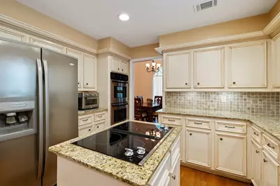 12910 Lake Mist Drive, Cypress, TX 77429 - Photo 15