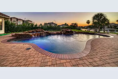 1303 Lakeway Drive, Seabrook, TX 77586 - Photo 7