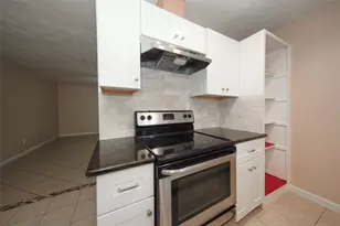 5227 Ridge Turn Dr, Houston, TX 77053 - Photo 7