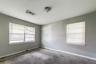 7203 Gore Dr, Houston, TX 77016 - Photo 15