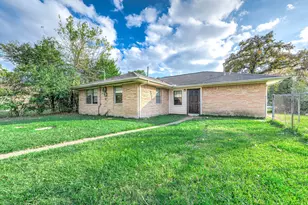 7203 Gore Dr, Houston, TX 77016 - Photo 23