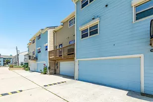 8302 Seawall Blvd, Galveston, TX 77554 - Photo 31