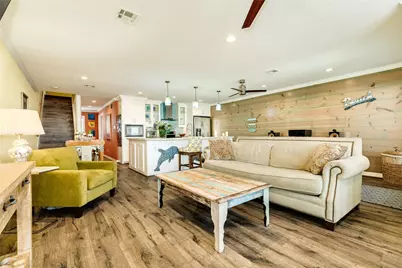 8302 Seawall Boulevard #5, Galveston, TX 77554 - Photo 5