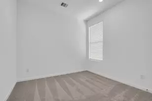 29527 Saddleview Dr, Waller, TX 77484 - Photo 9