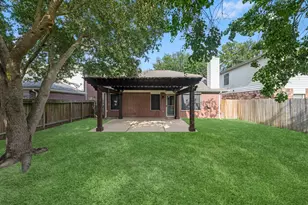 10311 Falling River Dr, Houston, TX 77095 - Photo 33