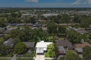 319 Arvana St, Houston, TX 77034 - Photo 27