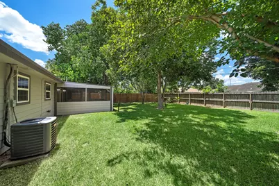 319 Arvana Street, Houston, TX 77034 - Photo 25