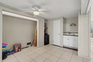1016 Redfish St, Bayou Vista, TX 77563 - Photo 29