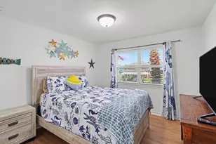 1016 Redfish St, Bayou Vista, TX 77563 - Photo 17