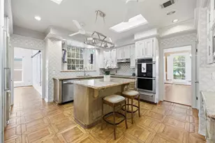 8115 Meadow Crest St, Houston, TX 77071 - Photo 37