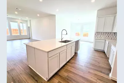 8219 Holly Blue Drive, Rosharon, TX 77583 - Photo 3