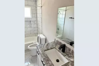 9815 Rocky Hollow Road, La Porte, TX 77571 - Photo 19