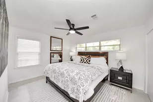 9610 Westview Dr, Houston, TX 77055 - Photo 11