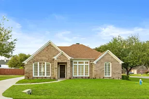 30 Crestview Trail, Houston, TX 77082 - Photo 1