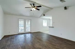 5827 Farwell Dr, Houston, TX 77035 - Photo 5