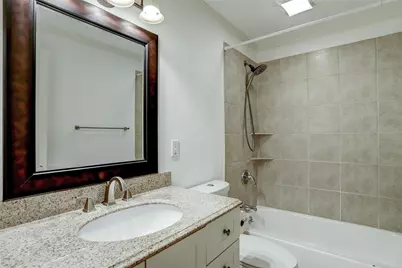 5827 Farwell Drive, Houston, TX 77035 - Photo 15
