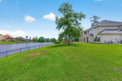25626 Windy Isle Court, Spring, TX 77389 - Photo 17