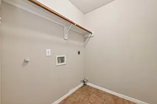 11827 E Galwan Cir, Houston, TX 77070 - Photo 23