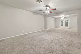 11827 E Galwan Cir, Houston, TX 77070 - Photo 39