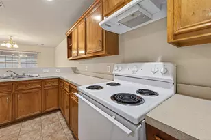 11827 E Galwan Cir, Houston, TX 77070 - Photo 19