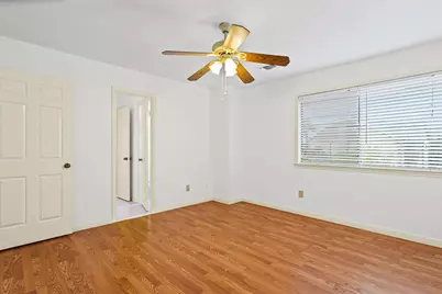 1922 Hickory Lawn Drive, Houston, TX 77077 - Photo 15