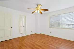 1922 Hickory Lawn Dr, Houston, TX 77077 - Photo 17