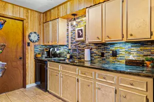 620 Sequoia Dr, Livingston, TX 77351 - Photo 9