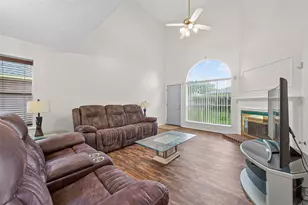 2446 Kenbridge Dr, Houston, TX 77067 - Photo 9