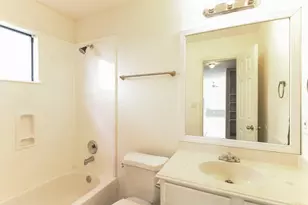 3023 La Estancia Ln, Houston, TX 77093 - Photo 9