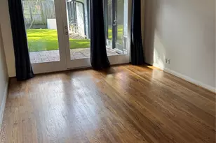 3805 Piping Rock Ln Ln, Houston, TX 77027 - Photo 11