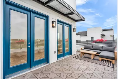 3 N St Charles St F Street, Houston, TX 77003 - Photo 3