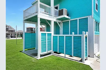 928 Olive Drive, Crystal Beach, TX 77650 - Photo 13