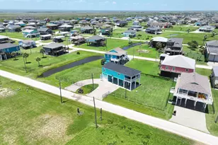 928 Olive Dr, Crystal Beach, TX 77650 - Photo 49