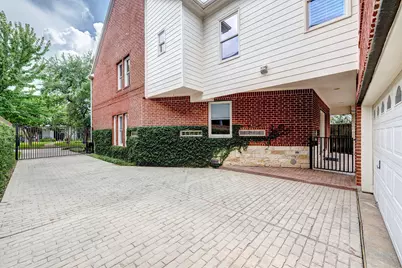 2622 Tangley Road, West University Place, TX 77005 - Photo 31