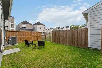 417 Stonework Landing Lane, Houston, TX 77076 - Photo 19